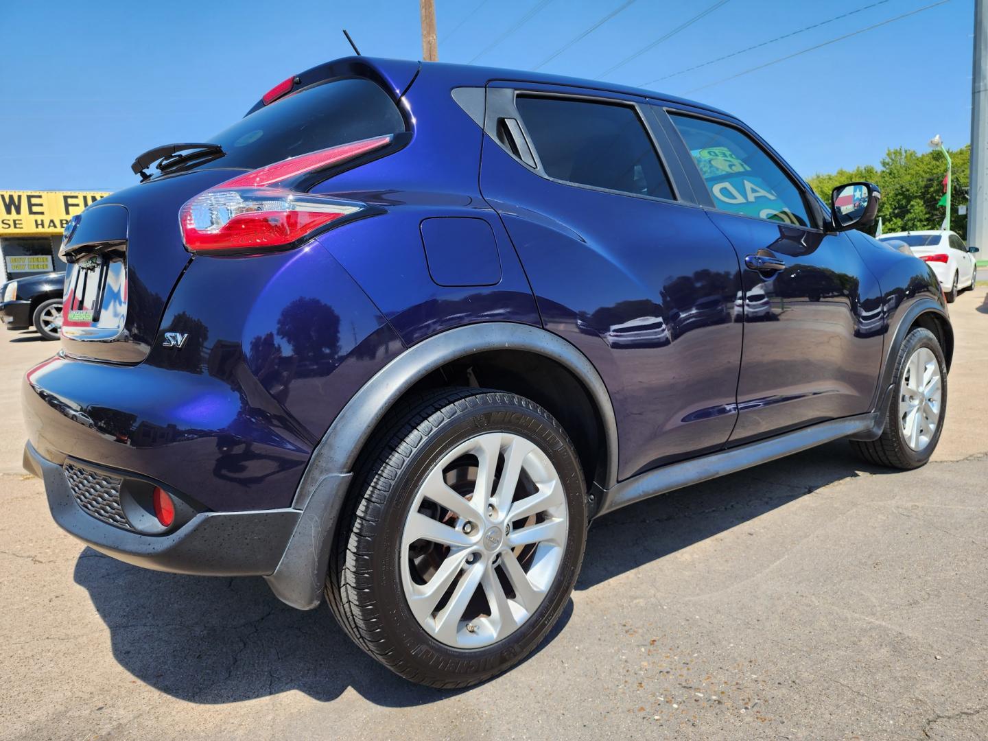 2015 BLUE Nissan Juke SV (JN8AF5MR5FT) , AUTO transmission, located at 2660 S.Garland Avenue, Garland, TX, 75041, (469) 298-3118, 32.885551, -96.655602 - Welcome to DallasAutos4Less, one of the Premier BUY HERE PAY HERE Dealers in the North Dallas Area. We specialize in financing to people with NO CREDIT or BAD CREDIT. We need proof of income, proof of residence, and a ID. Come buy your new car from us today!! This is a SUPER CLEAN 2015 NISSAN JUK - Photo#3